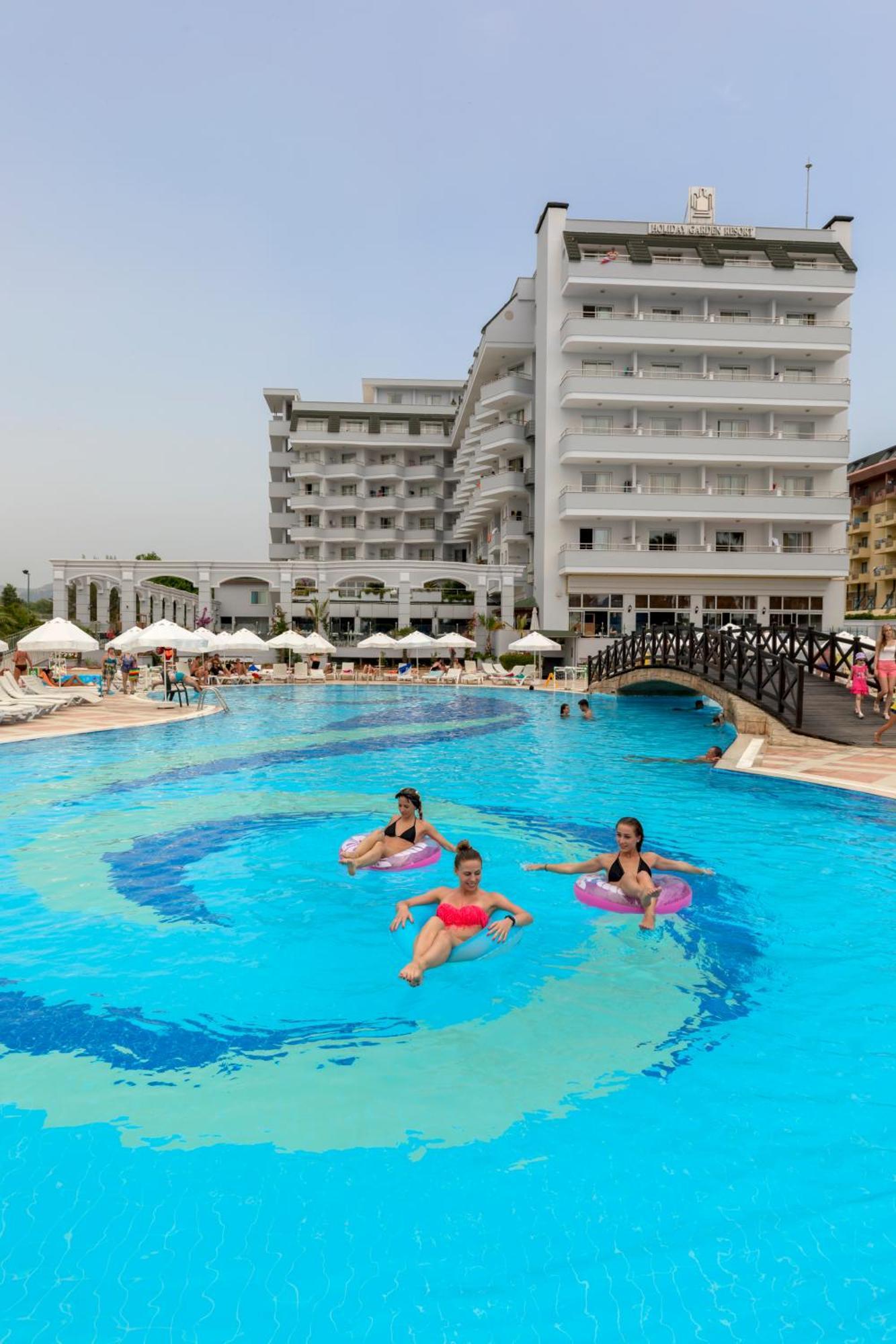 Holiday Garden Resort Okurcalar Luaran gambar