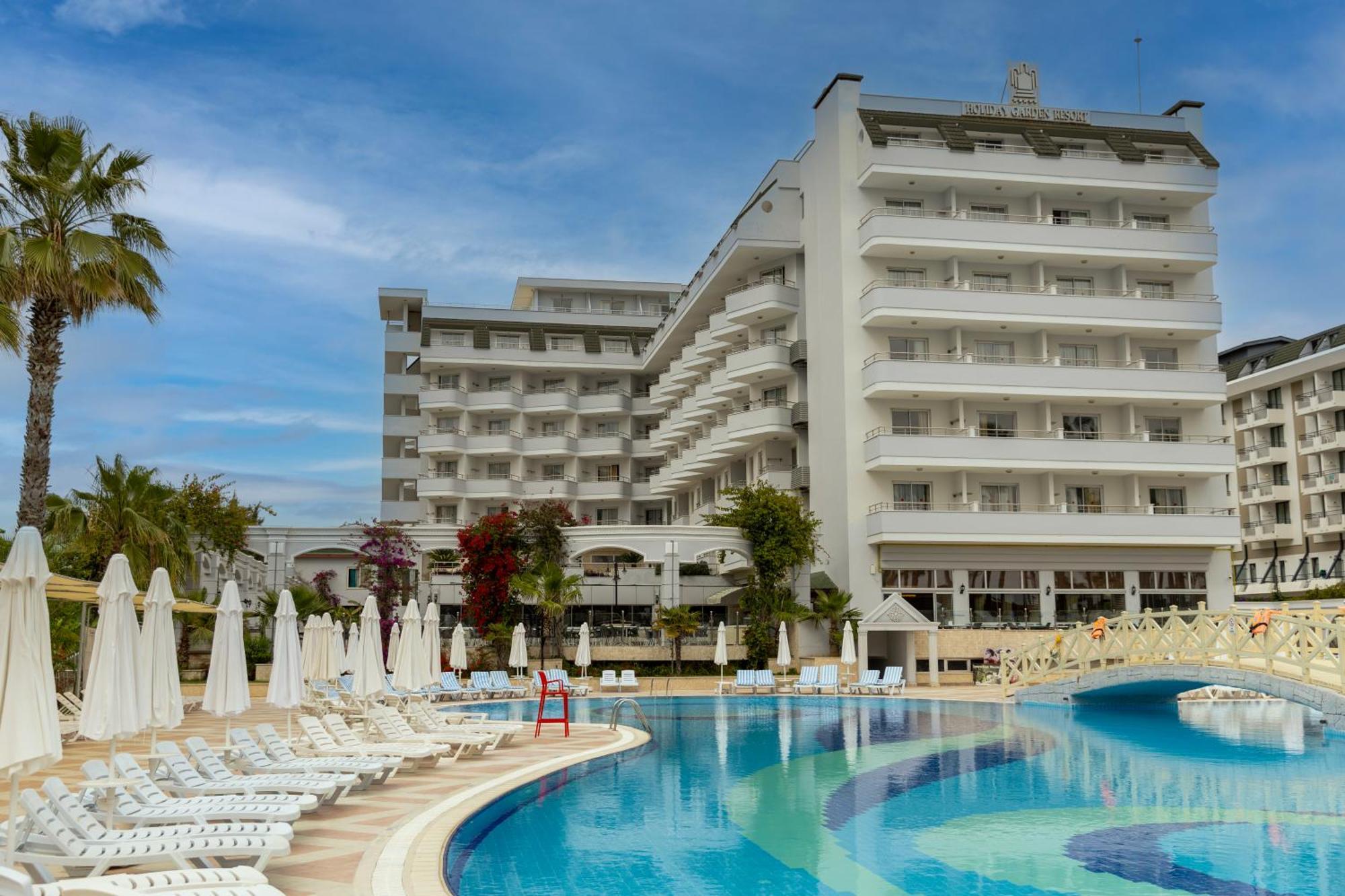 Holiday Garden Resort Okurcalar Luaran gambar